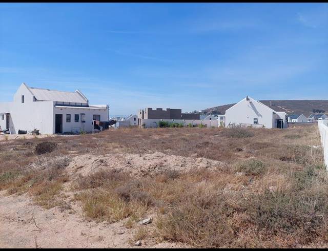 LAND FOR SALE IN HARBOUR LIGHTS